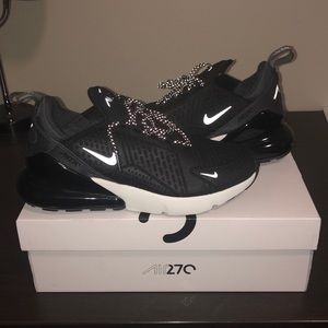 Nike Air 270